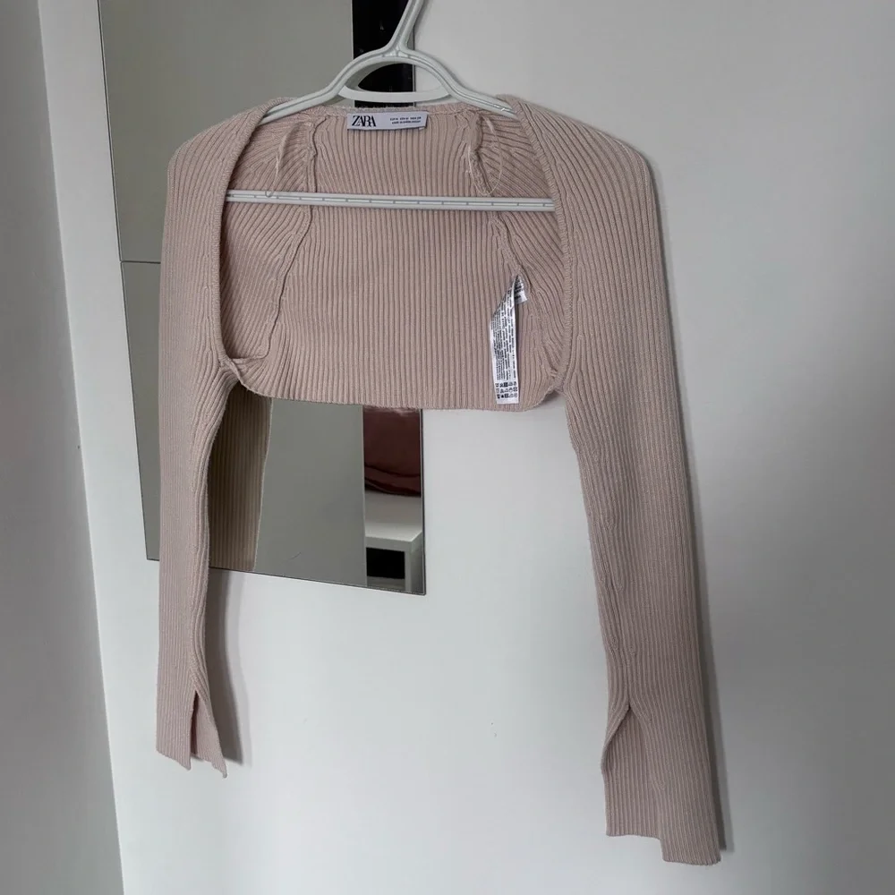 Zara Ribbed Shrug in Beige - Picture 2 of 8